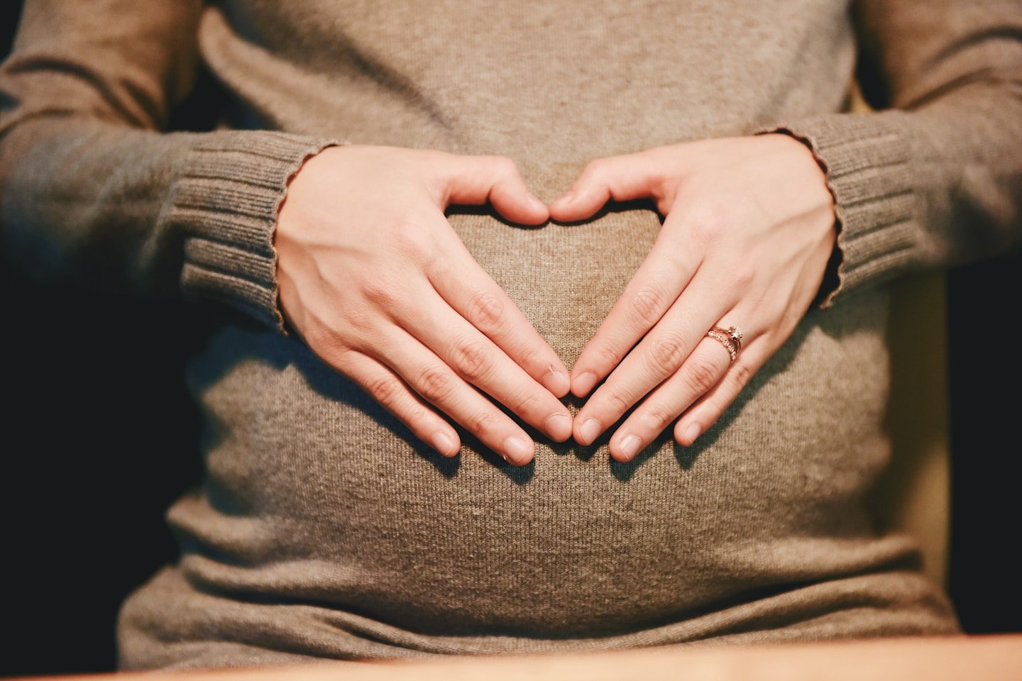 Charlotte Cardin enceinte : la chanteuse québécoise attend son premier enfant en 2024